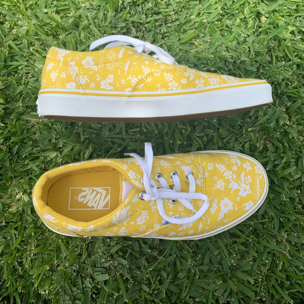 Hawaiian Yellow Vans